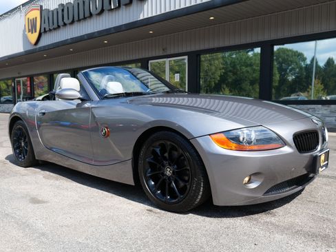 Used 2004 BMW Z4 2.5i image 83
