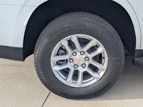 New 2026 Chevrolet Tahoe LS RWD image 3