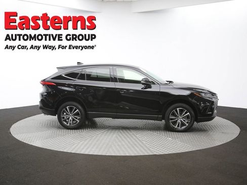 Used 2022 Toyota Venza LE AWD/4WD image 44