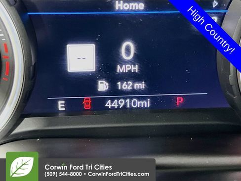 Used 2022 Chevrolet Silverado 1500 High Country w/ Safety Package II AWD/4WD image 2