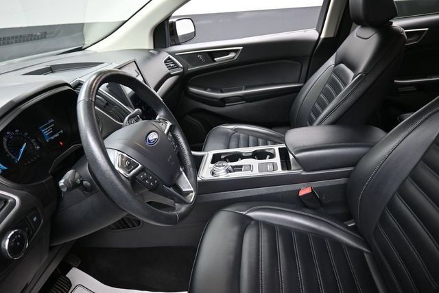 Used 2024 Ford Edge SEL AWD/4WD image 16