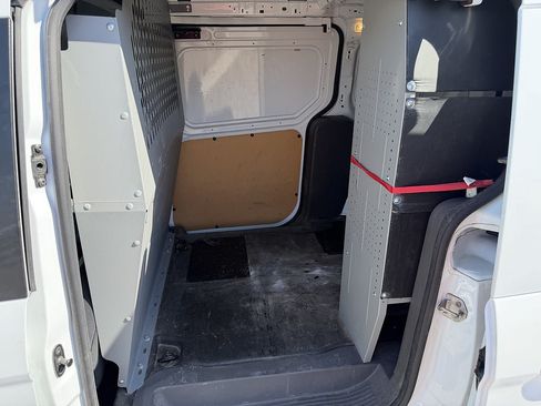 Used 2020 Ford Transit Connect XLT FWD image 13