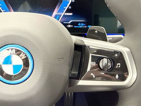 New 2026 BMW 550e xDrive image 12