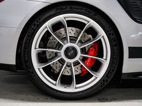 Used 2019 Porsche 911 GT3 RS RWD image 46