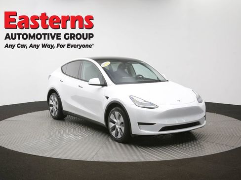 Used 2023 Tesla Model Y Long Range image 44