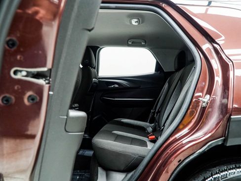 Used 2022 Chevrolet TrailBlazer LT w/ Convenience Package image 33