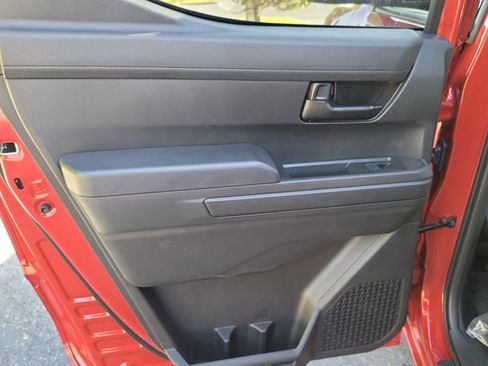 Certified 2025 Toyota Tacoma SR5 image 15