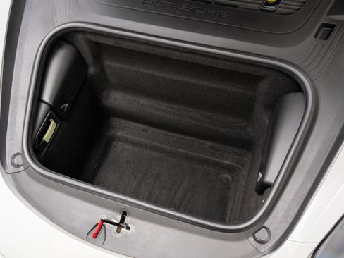 Used 2023 Porsche 718 Boxster GTS RWD image 17