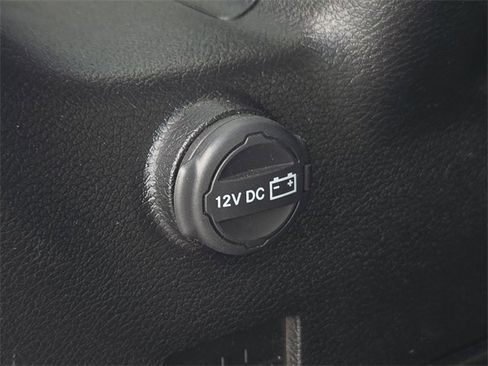 Used 2020 Jeep Wrangler Unlimited Sahara image 14