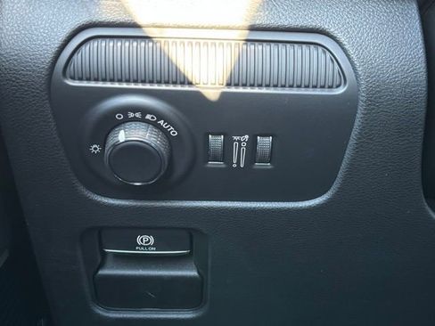 New 2026 Jeep Grand Wagoneer L Limited image 40