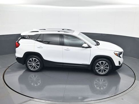 Used 2019 GMC Terrain SLT w/ Preferred Package FWD image 16