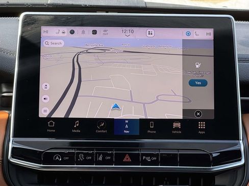 Used 2025 Jeep Compass Limited w/ Elite Group image 3