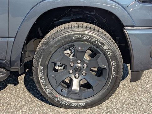 New 2026 RAM 1500 4x4 Crew Cab image 11