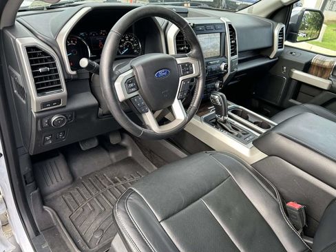 Used 2018 Ford F150 Lariat w/ Equipment Group 502A Luxury AWD/4WD image 16