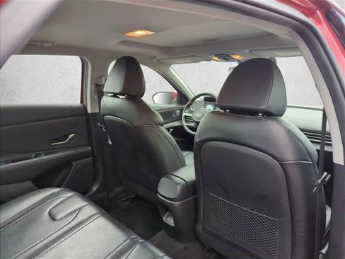 Used 2024 Hyundai Elantra Limited image 21