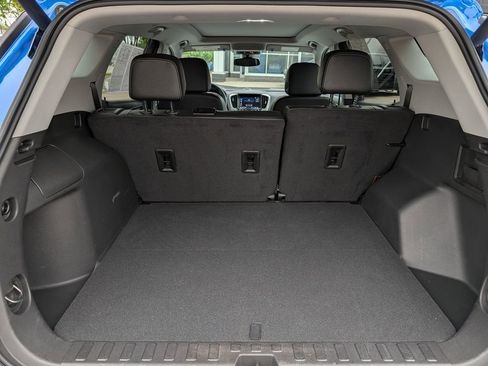 Used 2024 GMC Terrain SLT w/ Elevation Edition AWD/4WD image 25