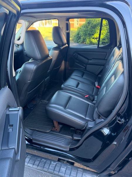Used 2010 Ford Explorer Sport Trac Limited RWD image 19
