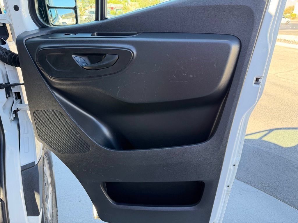 Used 2019 Mercedes-Benz Sprinter 144 image 45