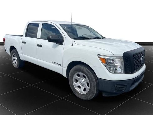 Used 2017 Nissan Titan S RWD image 7