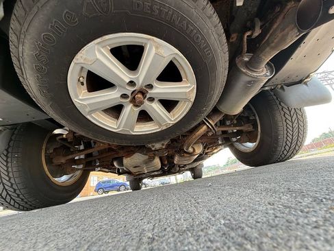 Used 2010 Toyota Highlander SE AWD/4WD image 15