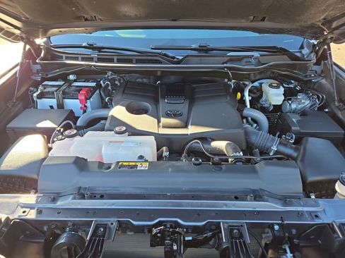 Used 2024 Toyota Tundra Limited w/ TRD Off-Road Package image 34