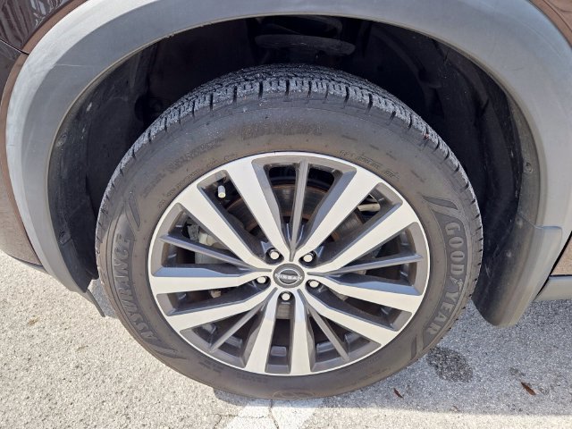 Used 2022 Nissan Pathfinder Platinum w/ Cargo Package AWD/4WD image 22