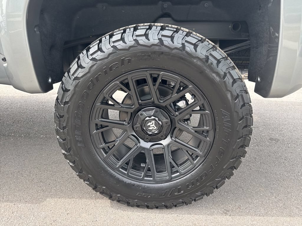 New 2026 GMC Sierra 1500 AT4 w/ AT4 Premium Package AWD/4WD image 31