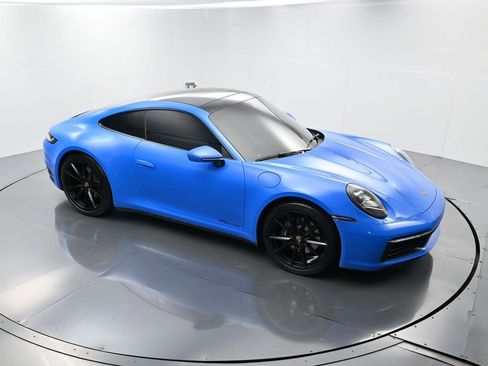 Certified 2022 Porsche 911 Carrera w/ Sport Chrono Package image 40