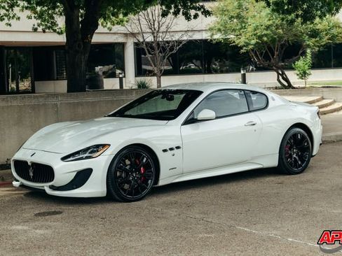 Used 2013 Maserati GranTurismo Sport image 51