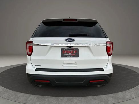 Used 2019 Ford Explorer FWD image 4