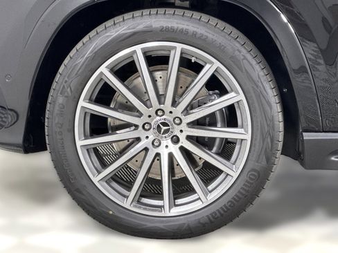 New 2026 Mercedes-Benz GLS 580 4MATIC image 12