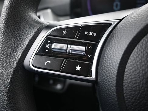 Certified 2024 Kia Seltos LX image 25