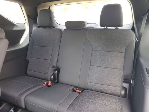 New 2026 Chevrolet Traverse LT w/ LPO, Floor Liner Package FWD image 9