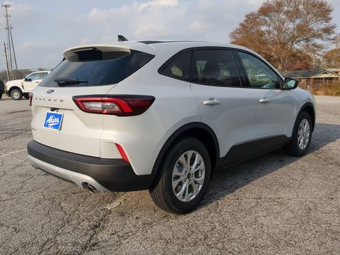 New 2026 Ford Escape Active image 3