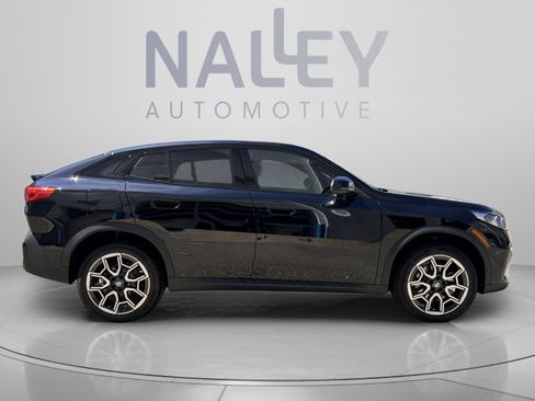 Used 2026 BMW X2 xDrive28i w/ Convenience Package AWD/4WD image 3