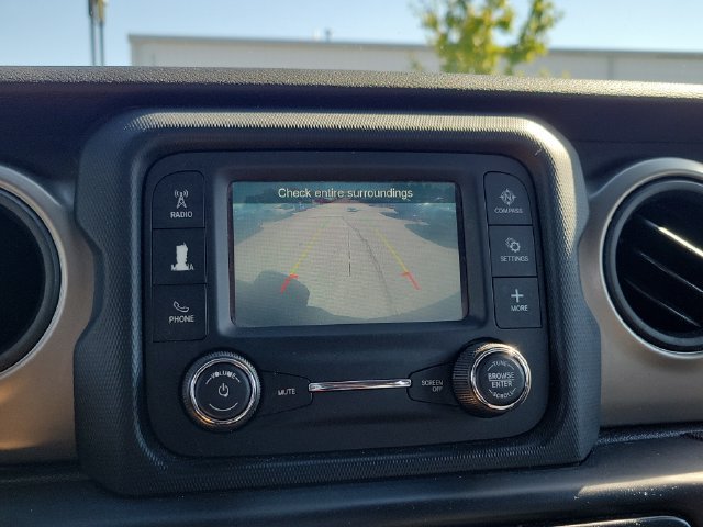 Certified 2018 Jeep Wrangler Unlimited Sport AWD/4WD image 25