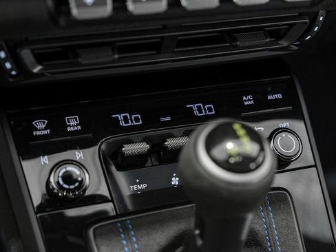 Used 2024 Porsche 911 GT3 RS image 19