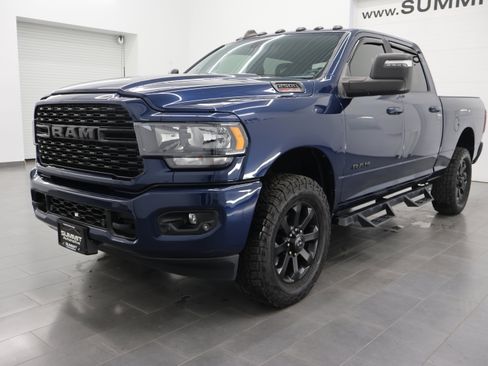 Used 2024 RAM 2500 Big Horn w/ Night Edition AWD/4WD image 6