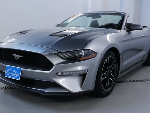 Used 2021 Ford Mustang Premium RWD image 3