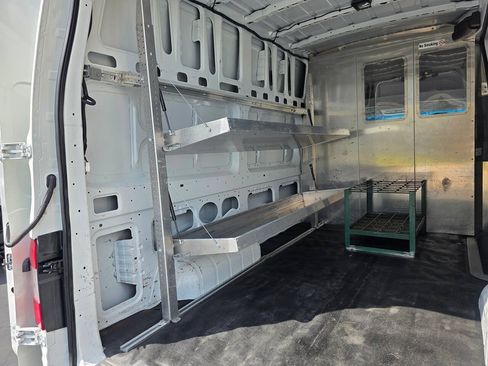 Used 2020 Nissan NV 2500 S RWD image 12