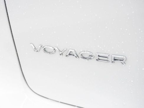 New 2026 Chrysler Voyager LX image 19