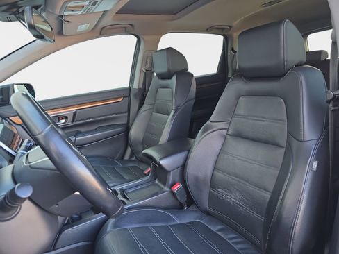 Used 2018 Honda CR-V Touring image 18
