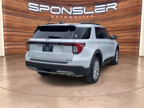 New 2026 Ford Explorer Active w/ Active Comfort Package AWD/4WD image 6