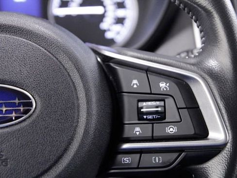 Used 2023 Subaru Forester Premium image 29