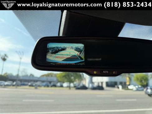 Used 2018 Toyota C-HR XLE image 29