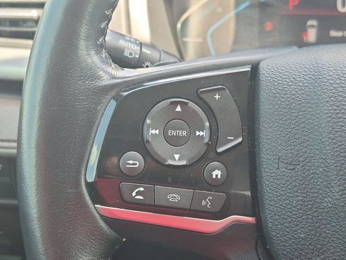 Used 2018 Honda Odyssey Touring image 26