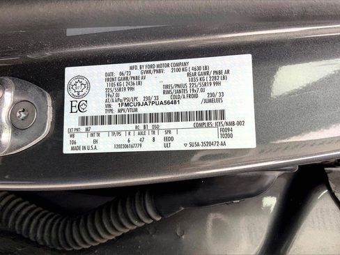 Used 2023 Ford Escape Platinum image 26