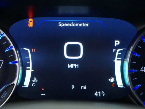 New 2026 Chrysler Voyager LX FWD image 41