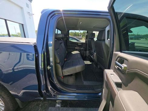 Used 2022 Chevrolet Silverado 1500 LTZ w/ LTZ Convenience Package II AWD/4WD image 15
