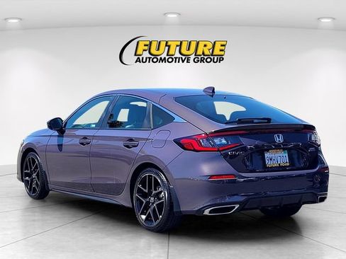 Used 2024 Honda Civic Sport Touring image 5